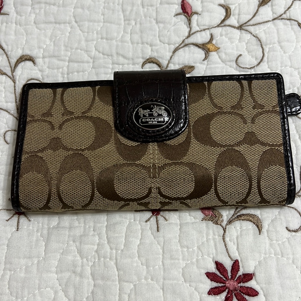 Coach Checkbook Wallet